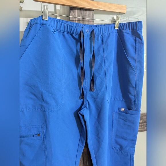 Figs men's cairo cargo Scrub Pants - Picture 4 of 7